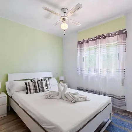 Cosy, Freshly Furnished Torrevieja